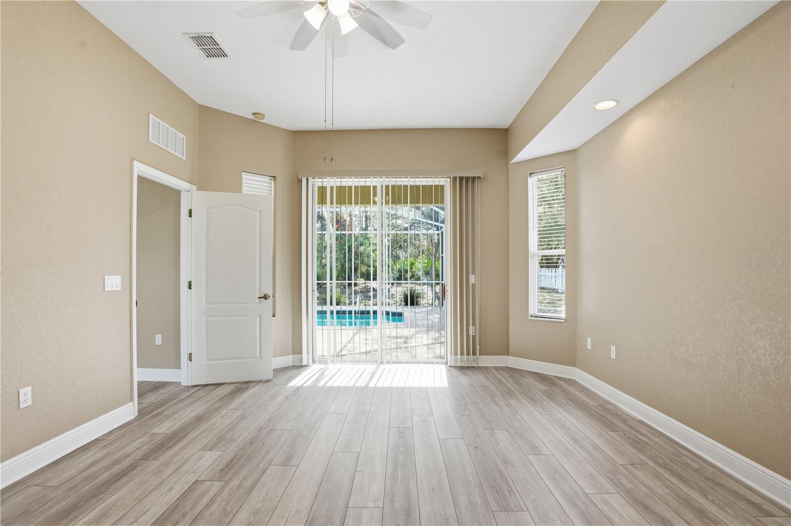 Image 24 of 51 For 87 Linder Drive