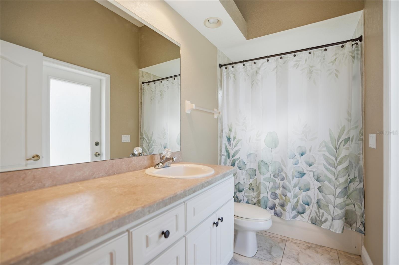 Image 35 of 51 For 87 Linder Drive