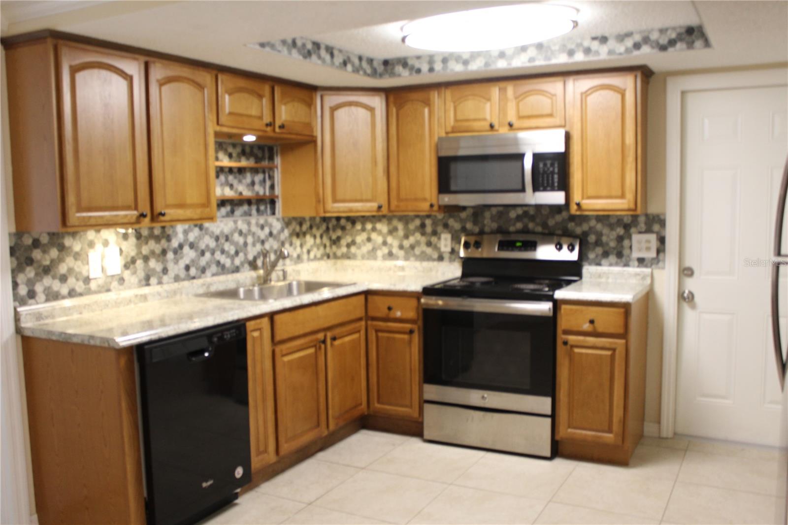 Image 2 of 11 For 6812 Roosevelt Drive