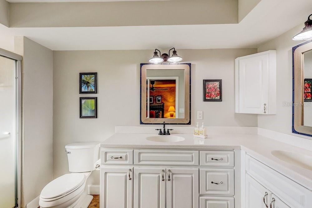 Image 29 of 54 For 3454 Niblick Court