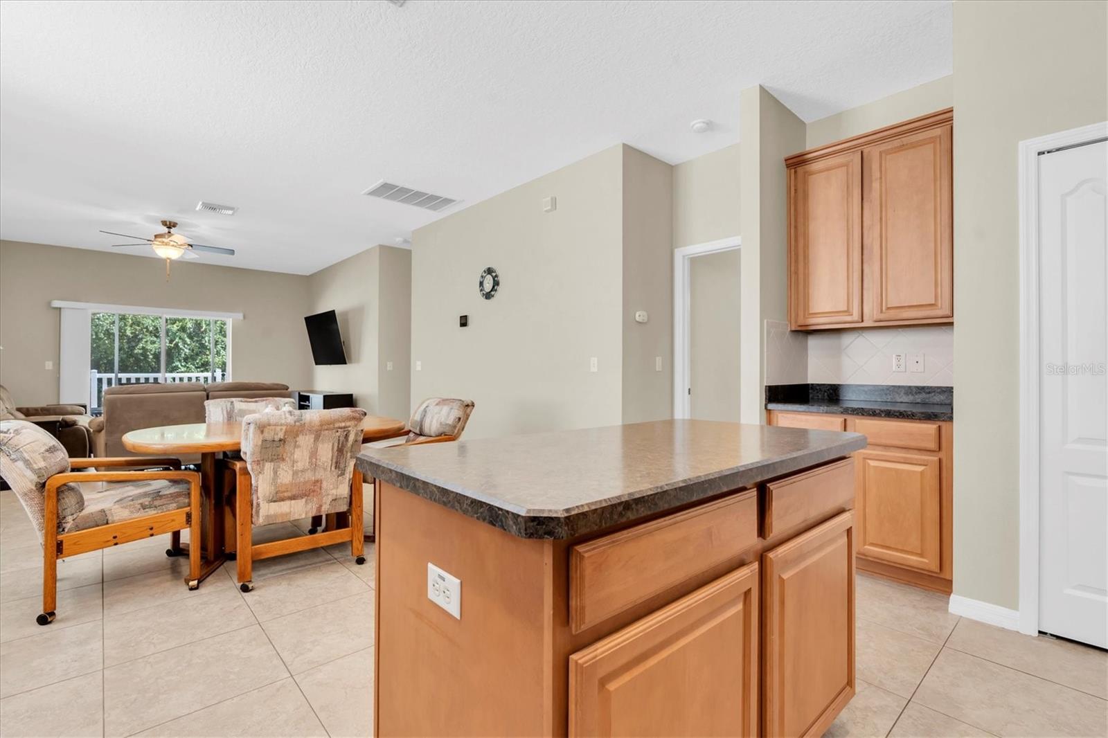 Image 14 of 52 For 12148 Colony Lakes Boulevard