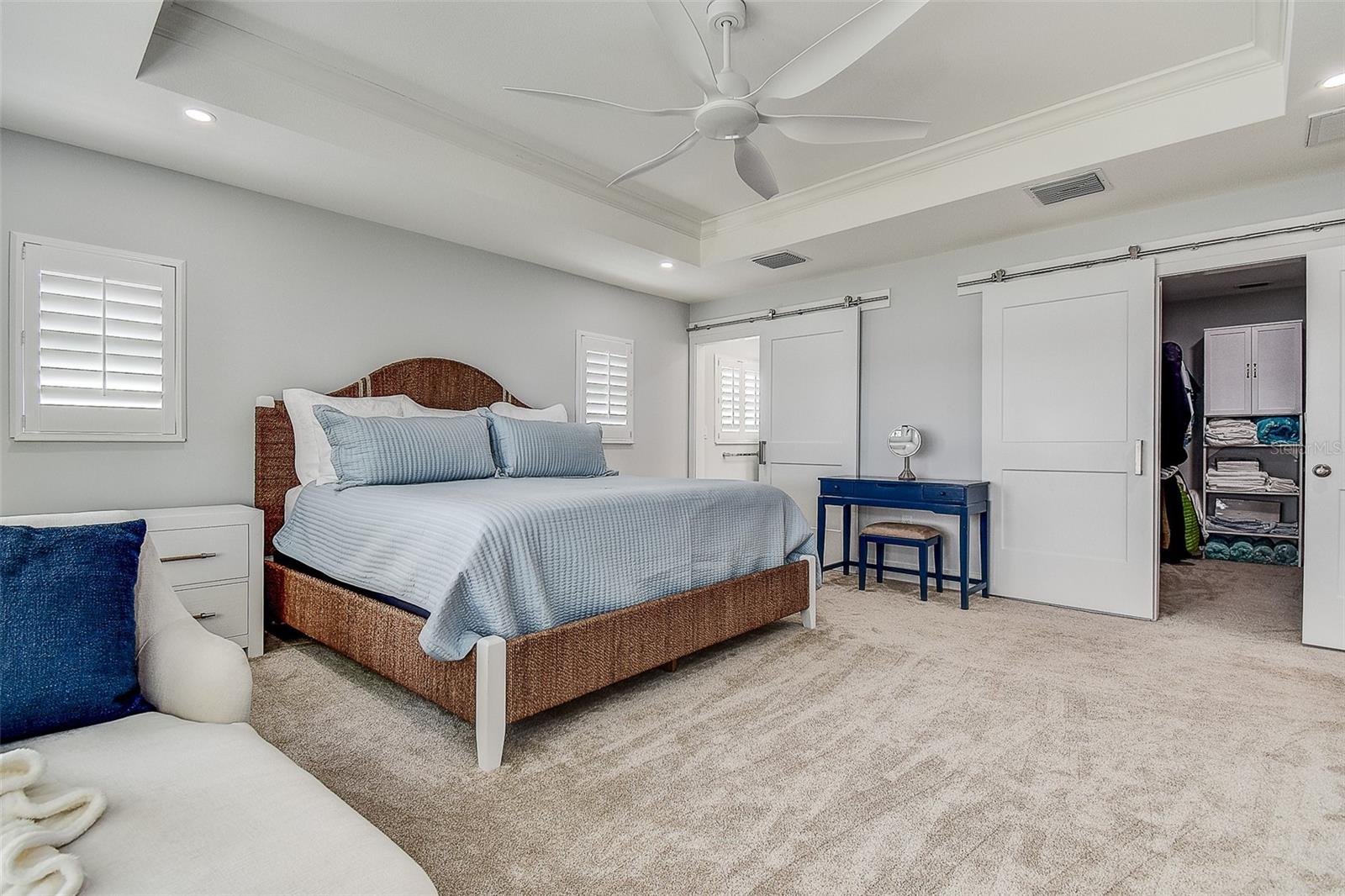 Image 15 of 45 For 718 Bayshore Drive