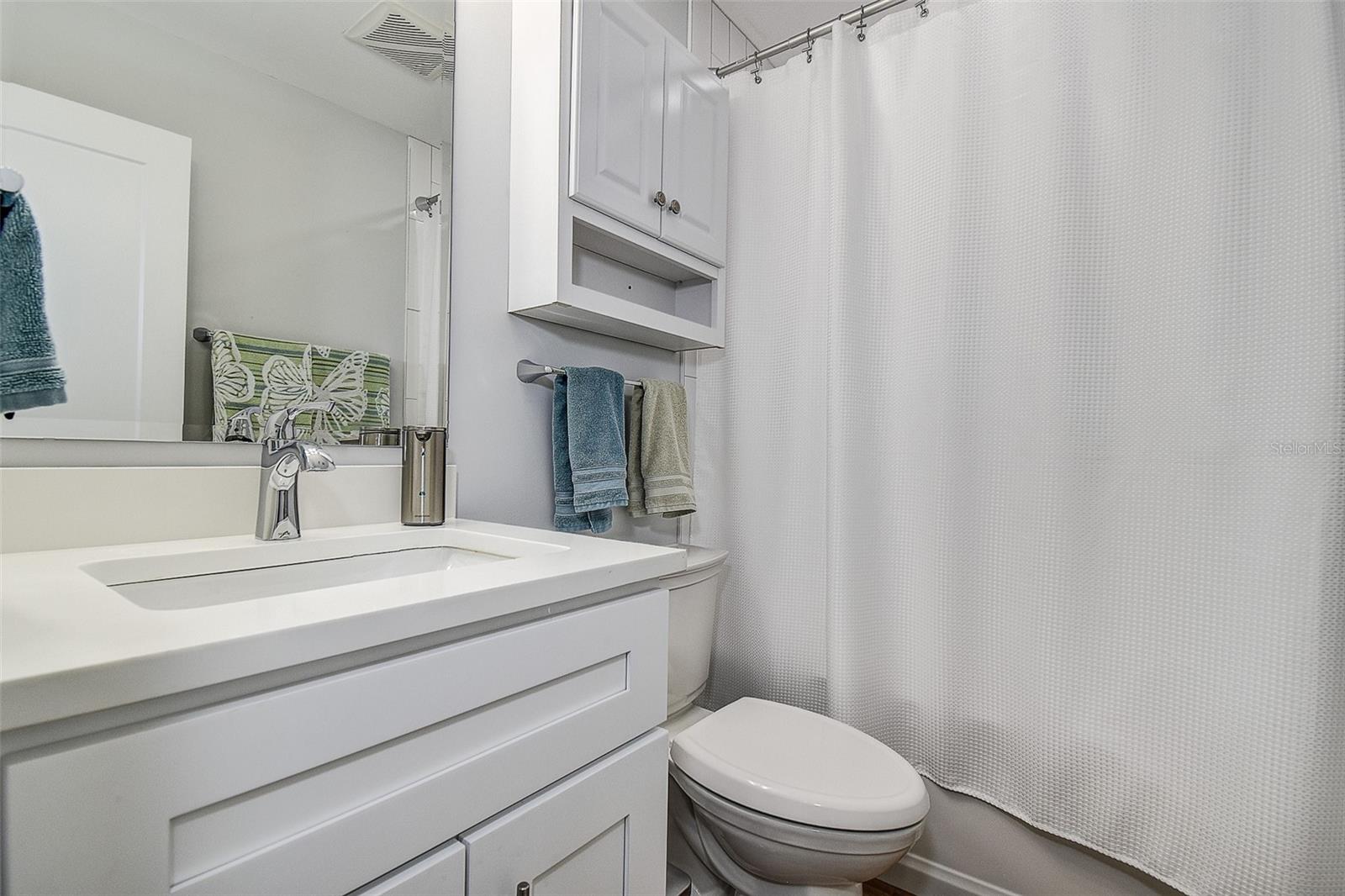 Image 21 of 45 For 718 Bayshore Drive