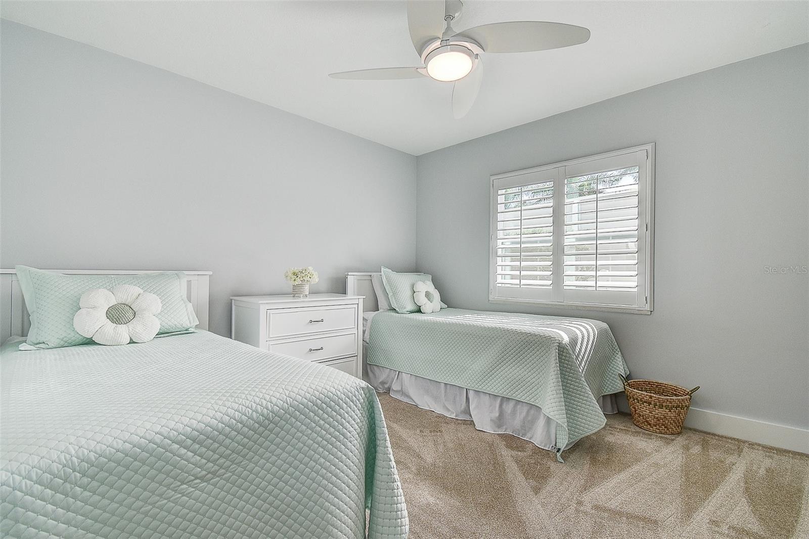 Image 22 of 45 For 718 Bayshore Drive