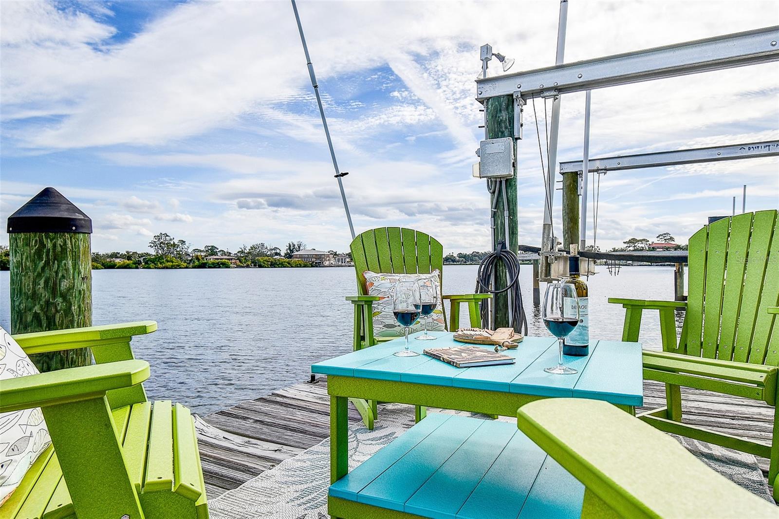 Image 33 of 45 For 718 Bayshore Drive