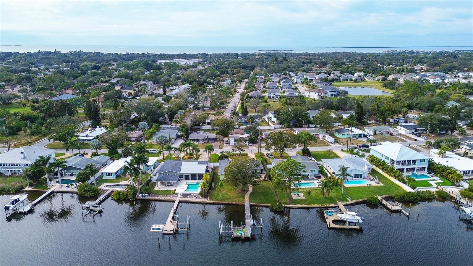 Image 41 of 45 For 718 Bayshore Drive