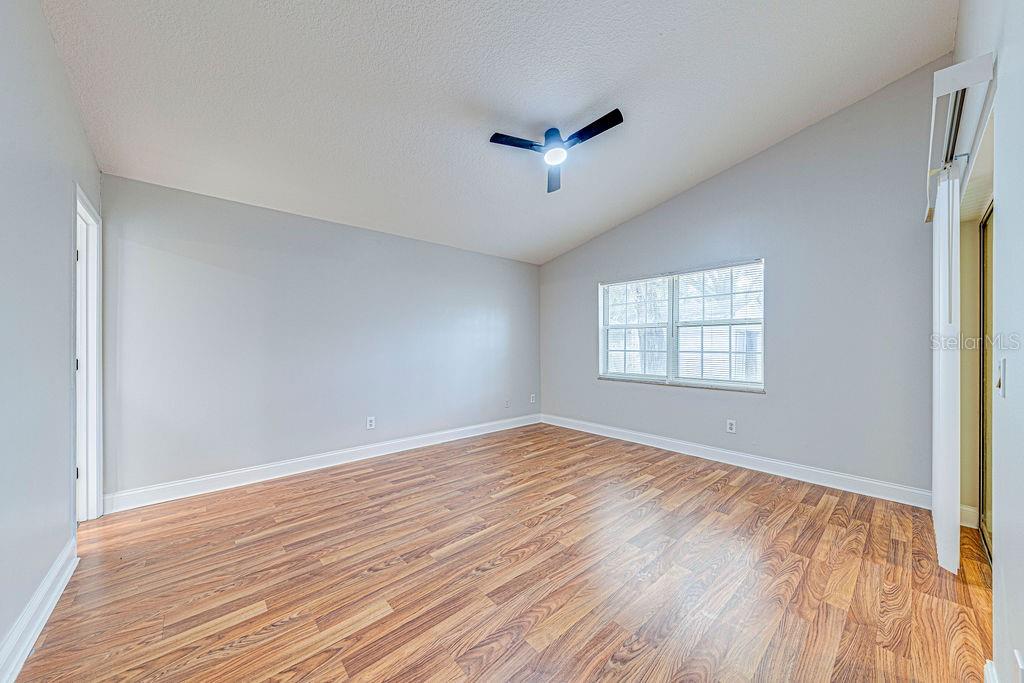 Image 5 of 25 For 40021 Parkinsonia Street