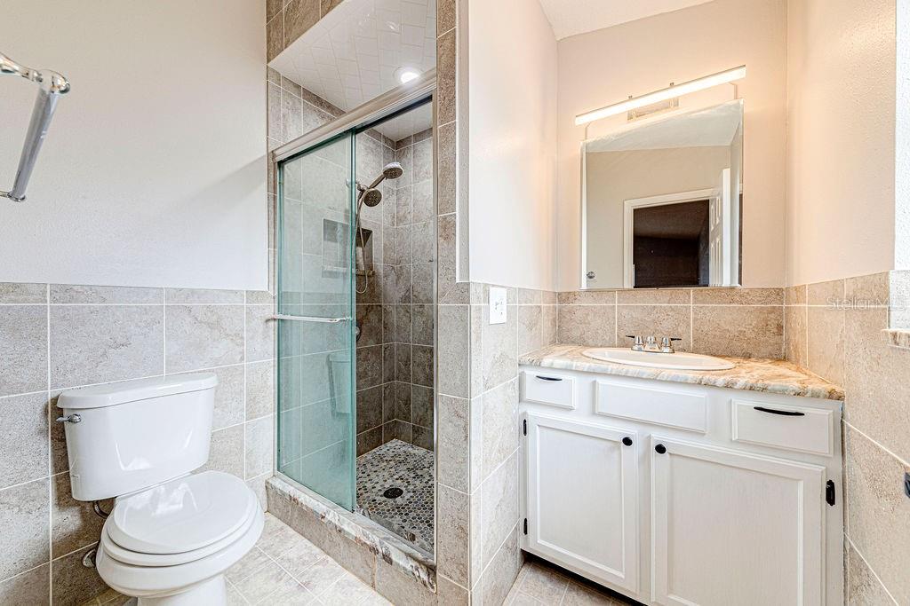 Image 8 of 25 For 40021 Parkinsonia Street