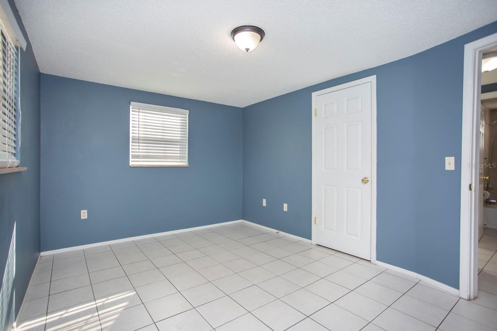 Image 11 of 23 For 4807 Fleetwood Street