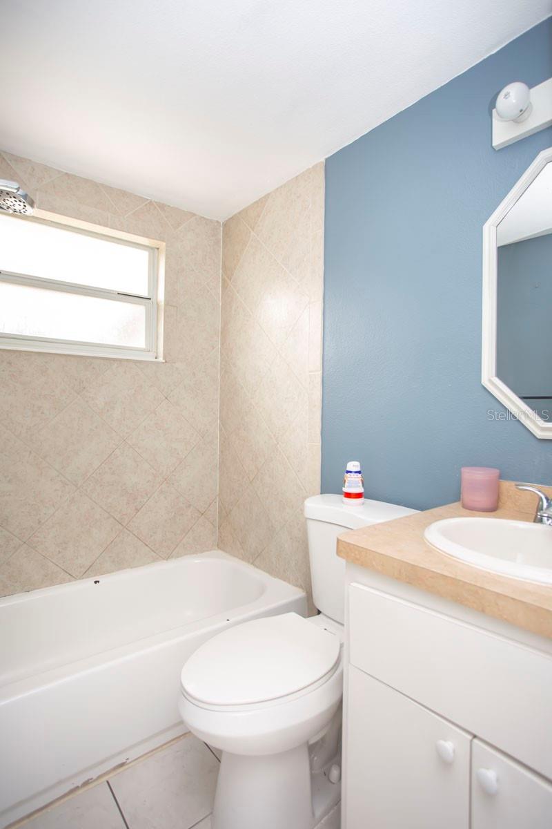 Image 12 of 23 For 4807 Fleetwood Street