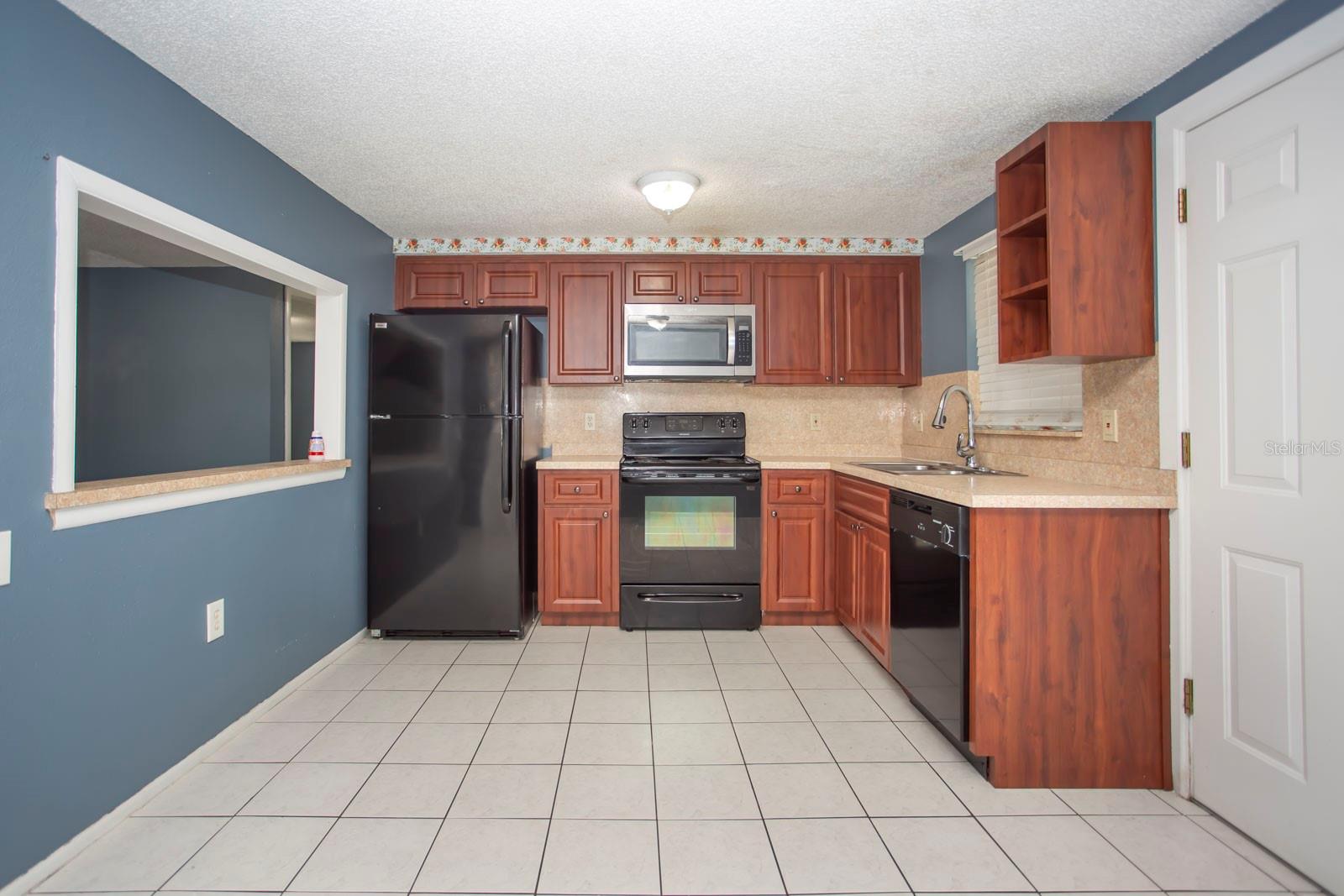 Image 7 of 23 For 4807 Fleetwood Street