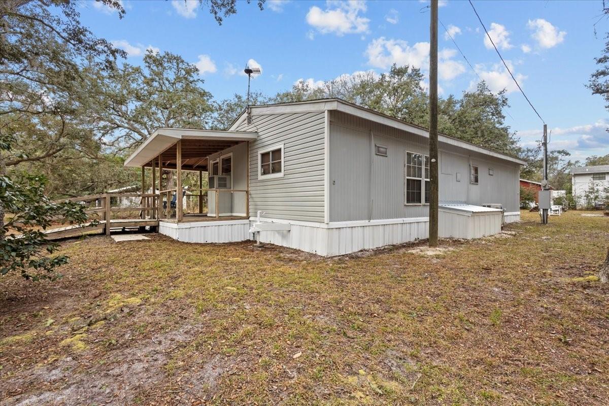 Image 28 of 31 For 455 441 Avenue