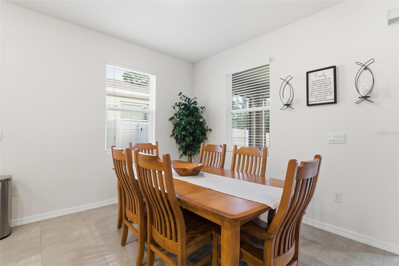 Image 14 of 53 For 3843 Autumn Amber Drive