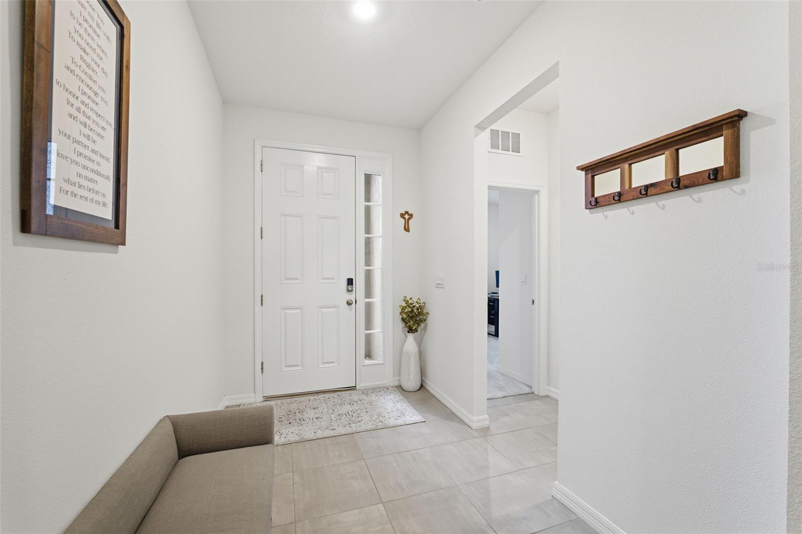 Image 4 of 53 For 3843 Autumn Amber Drive