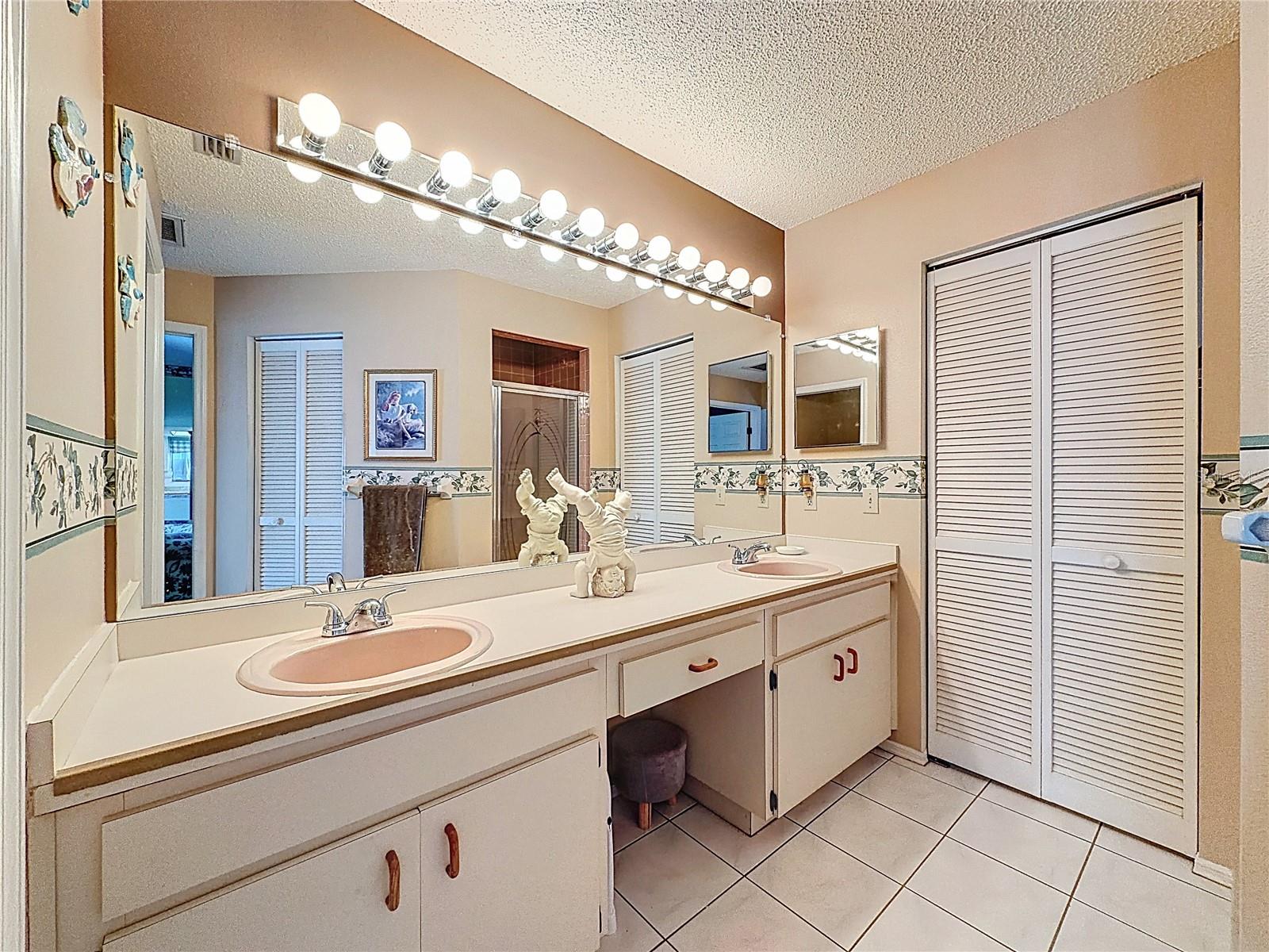 Image 12 of 56 For 765 Saddlebrook Drive