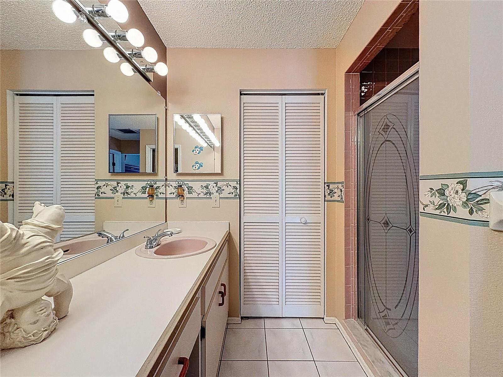 Image 13 of 56 For 765 Saddlebrook Drive