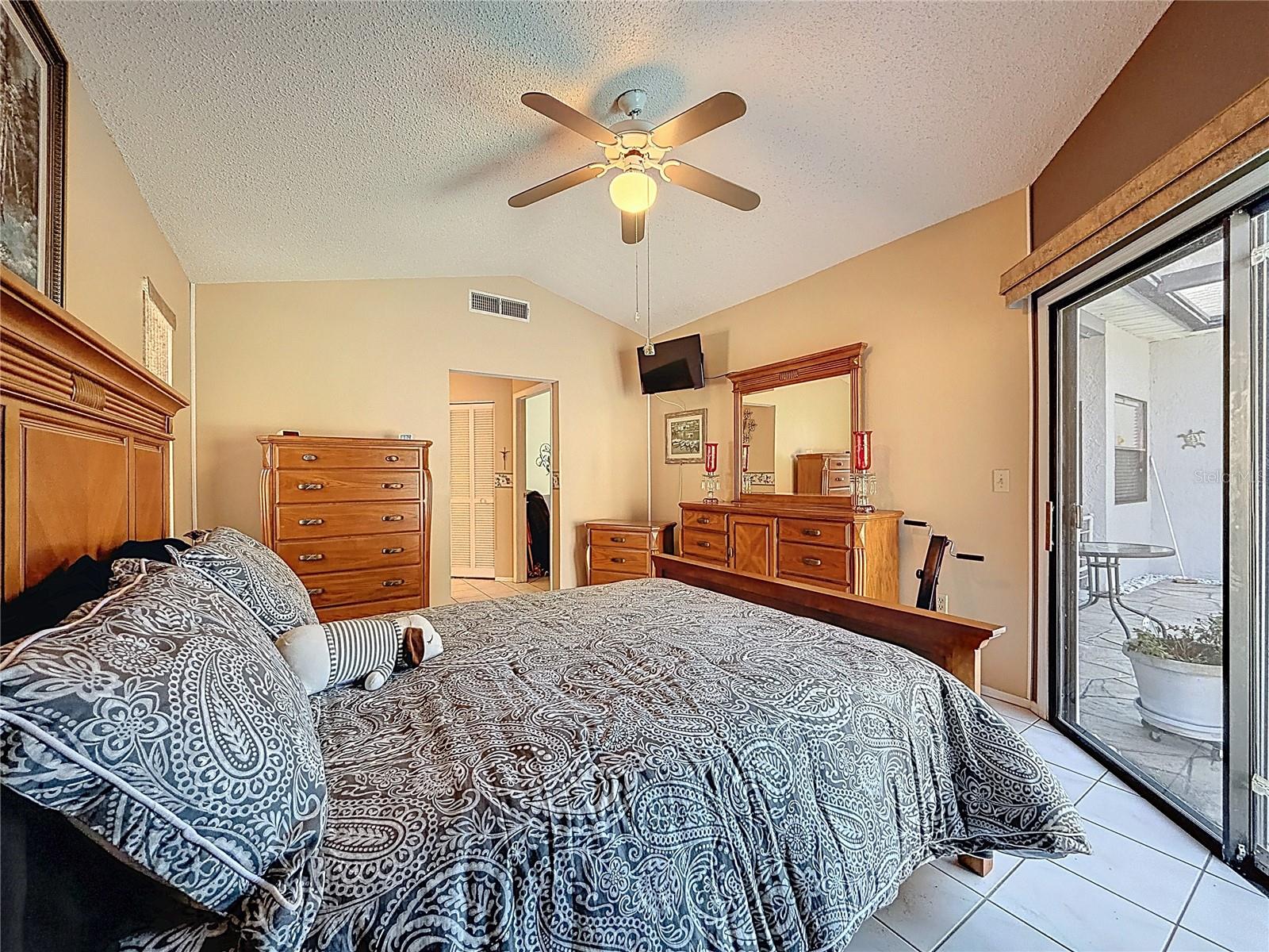 Image 20 of 56 For 765 Saddlebrook Drive