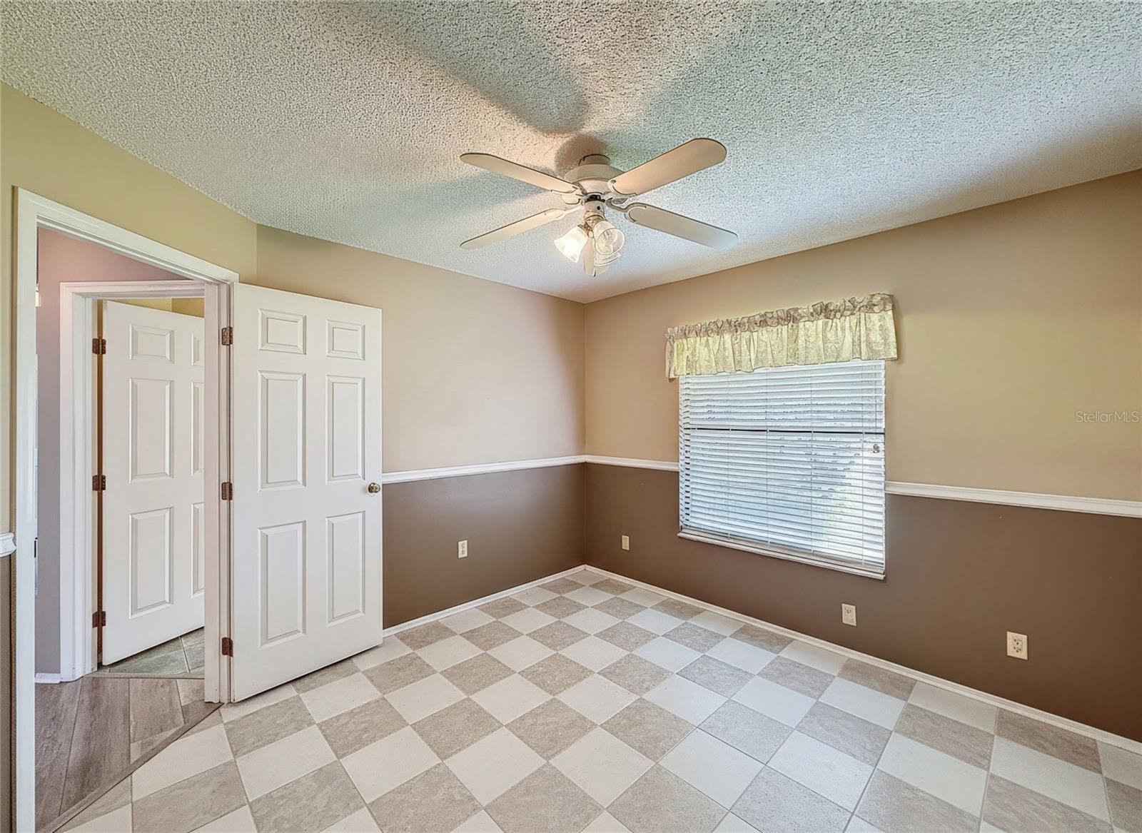 Image 26 of 56 For 765 Saddlebrook Drive