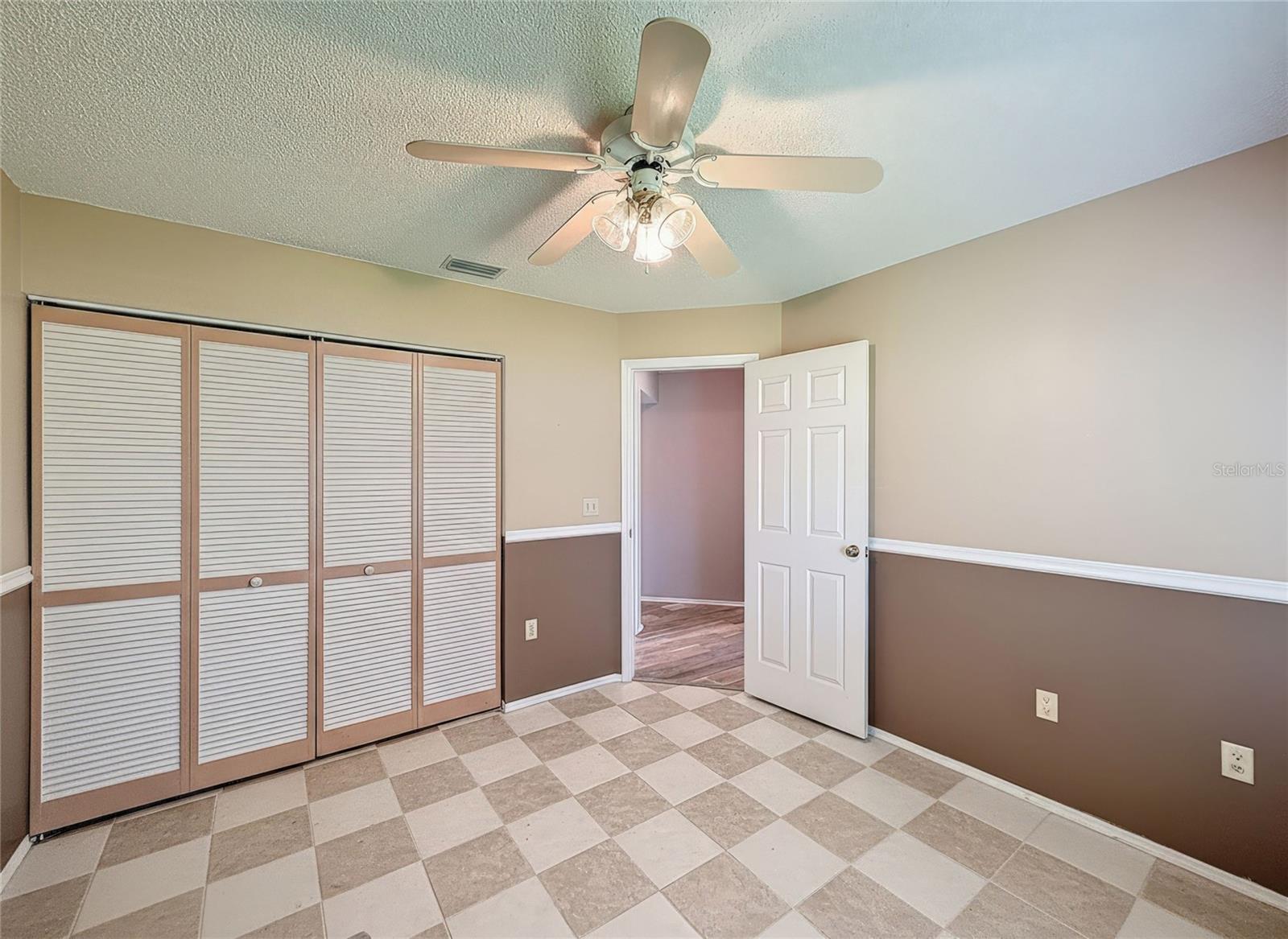 Image 28 of 56 For 765 Saddlebrook Drive