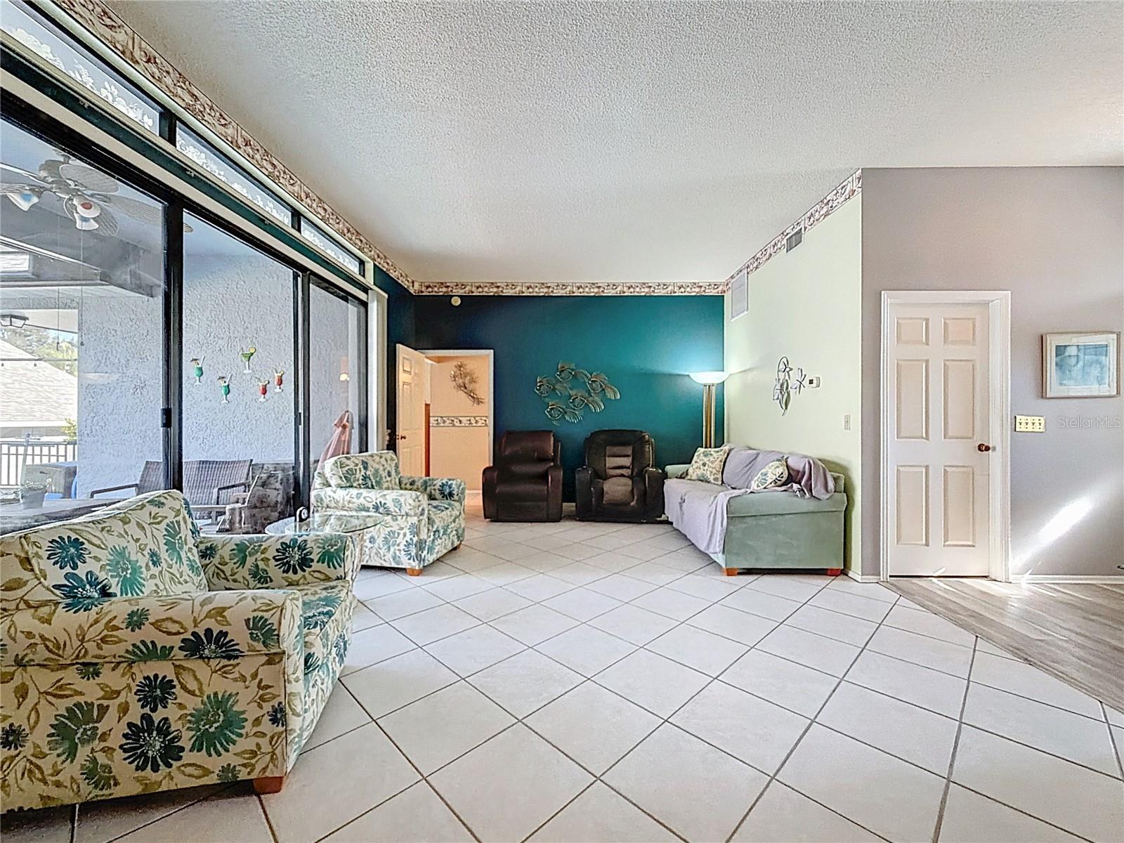 Image 8 of 56 For 765 Saddlebrook Drive