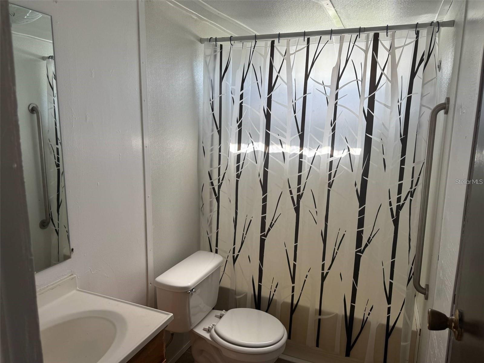 Image 11 of 19 For 9444 Loras Street