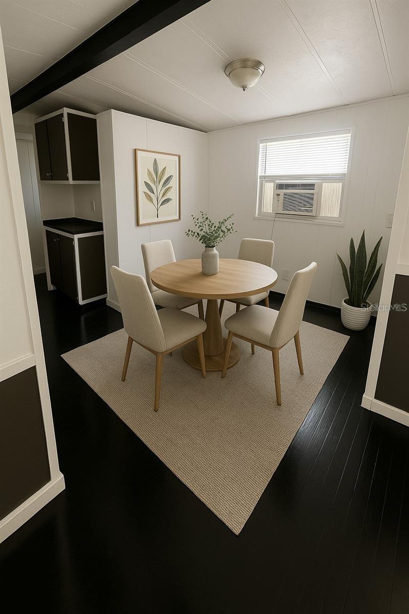 Image 7 of 19 For 9444 Loras Street