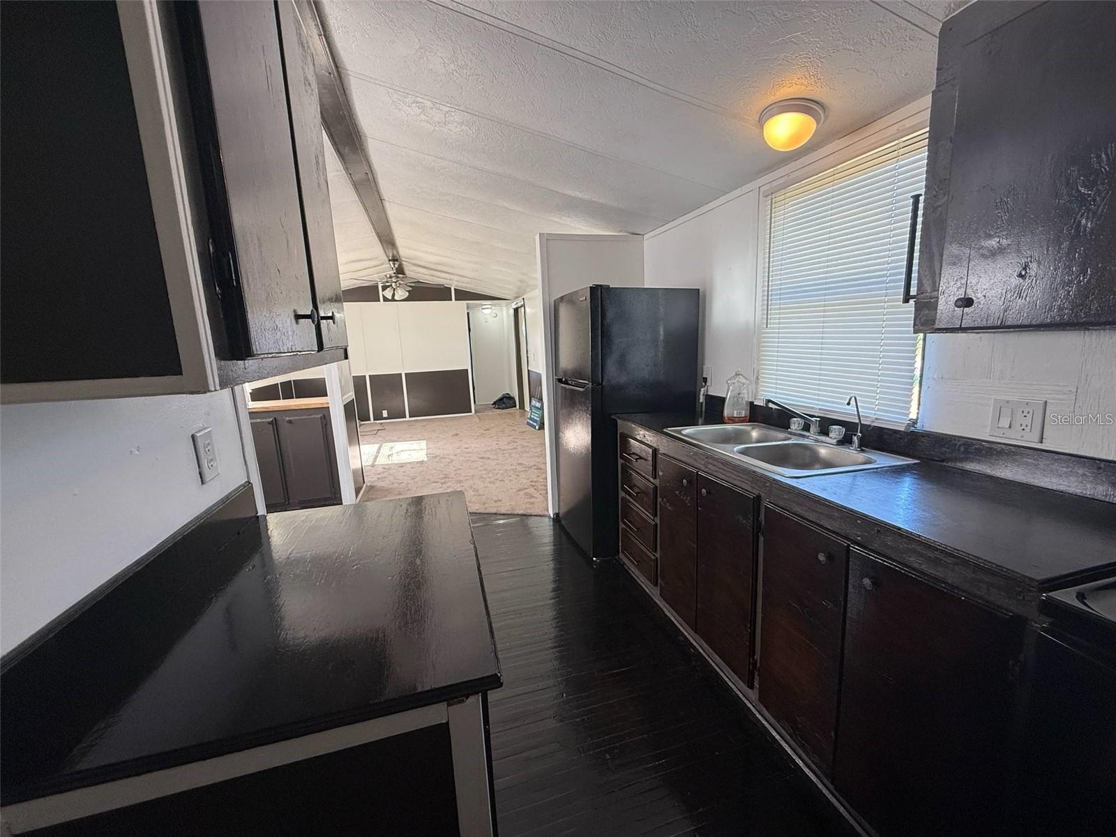 Image 8 of 19 For 9444 Loras Street