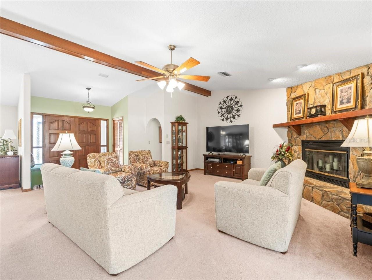 Listing photo id 14 for 9630 Southern Belle Drive