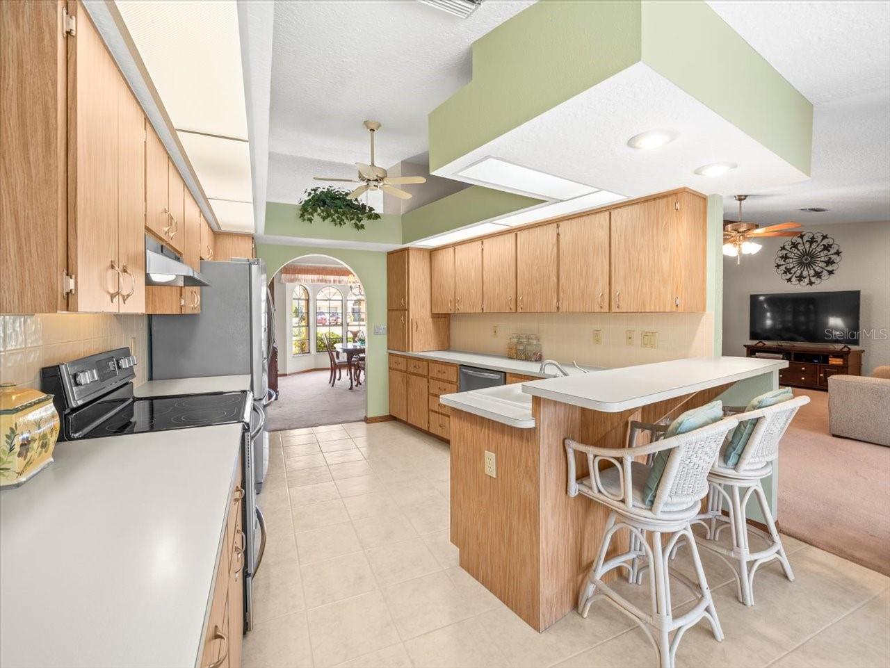 Listing photo id 21 for 9630 Southern Belle Drive