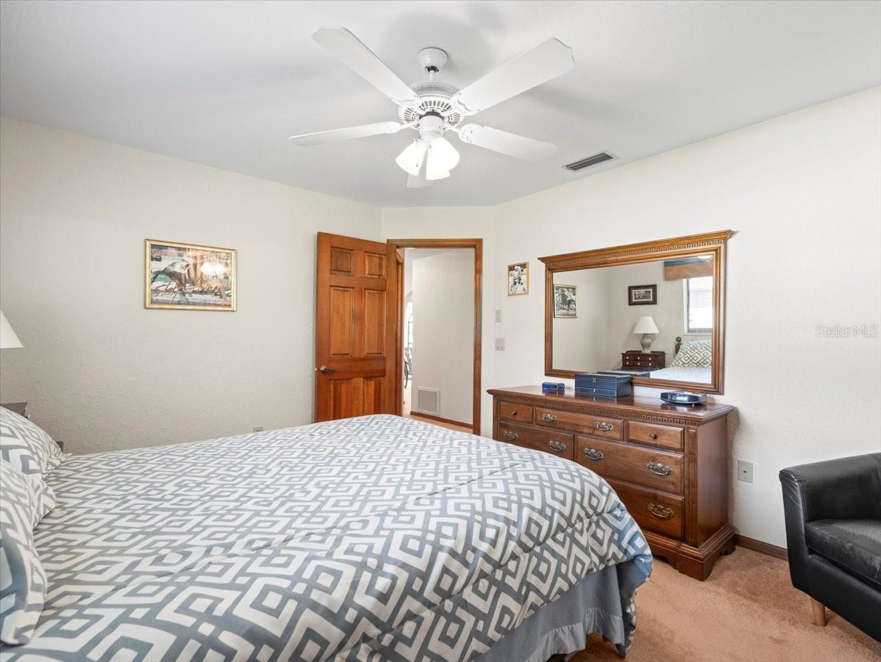 Listing photo id 37 for 9630 Southern Belle Drive