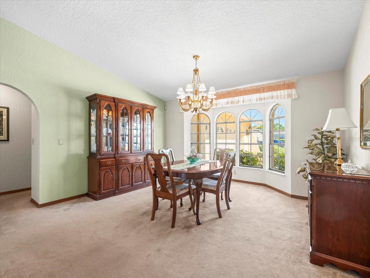 Listing photo id 6 for 9630 Southern Belle Drive