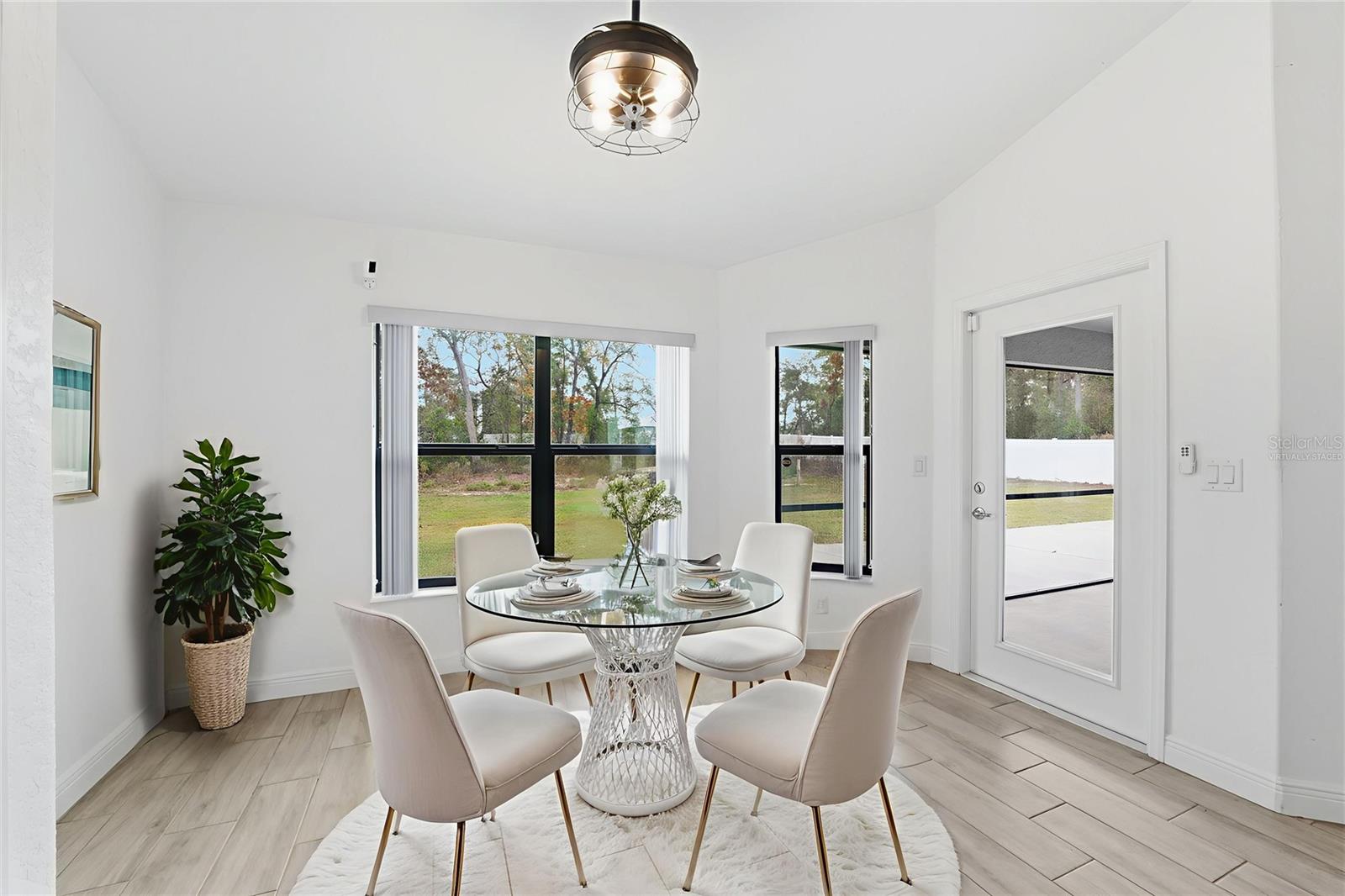 Image 17 of 67 For 11240 Marvelwood Road