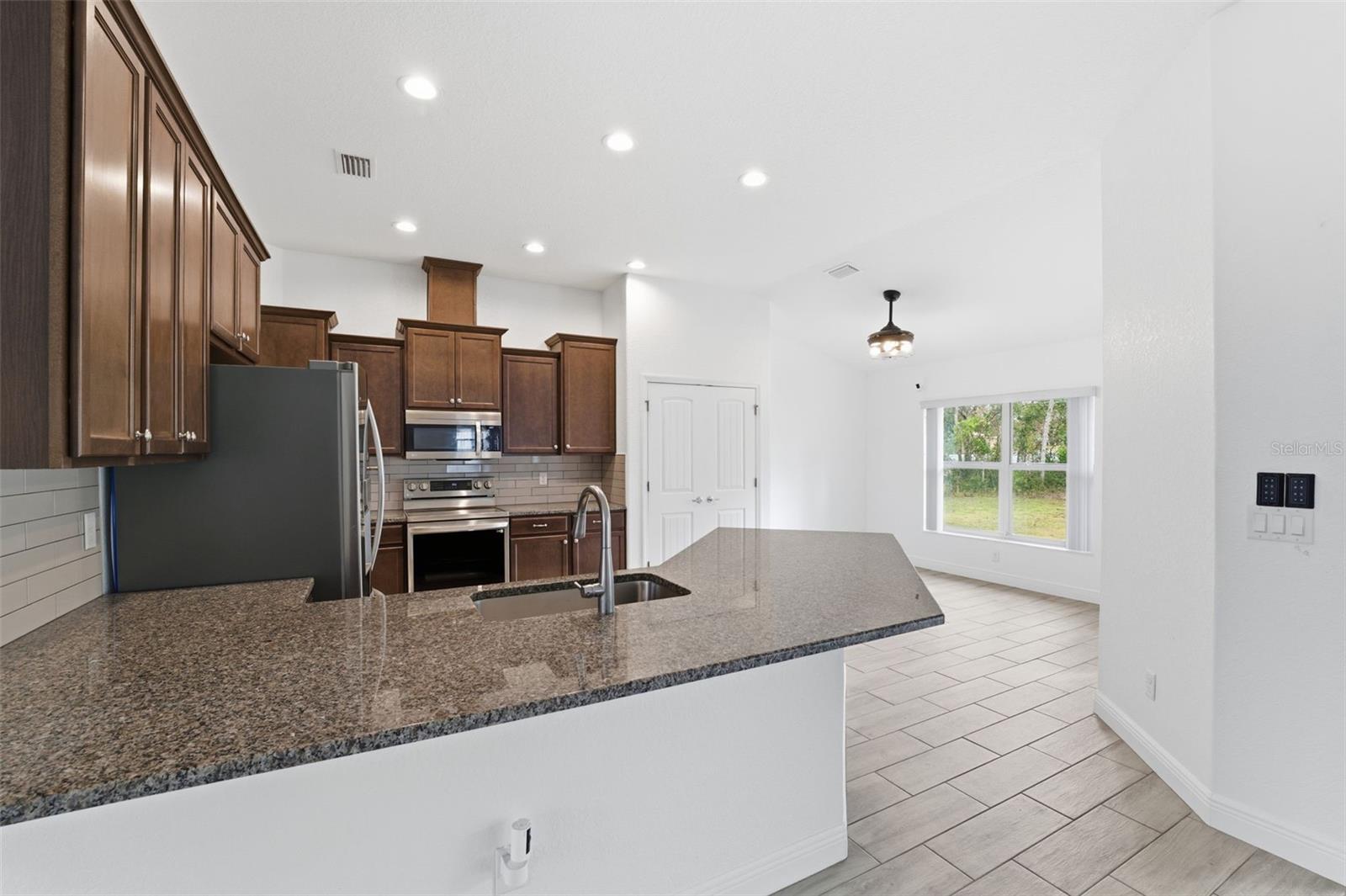 Image 60 of 67 For 11240 Marvelwood Road