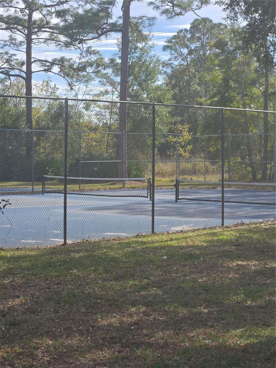 Image 15 of 16 For 111 Raintree Drive