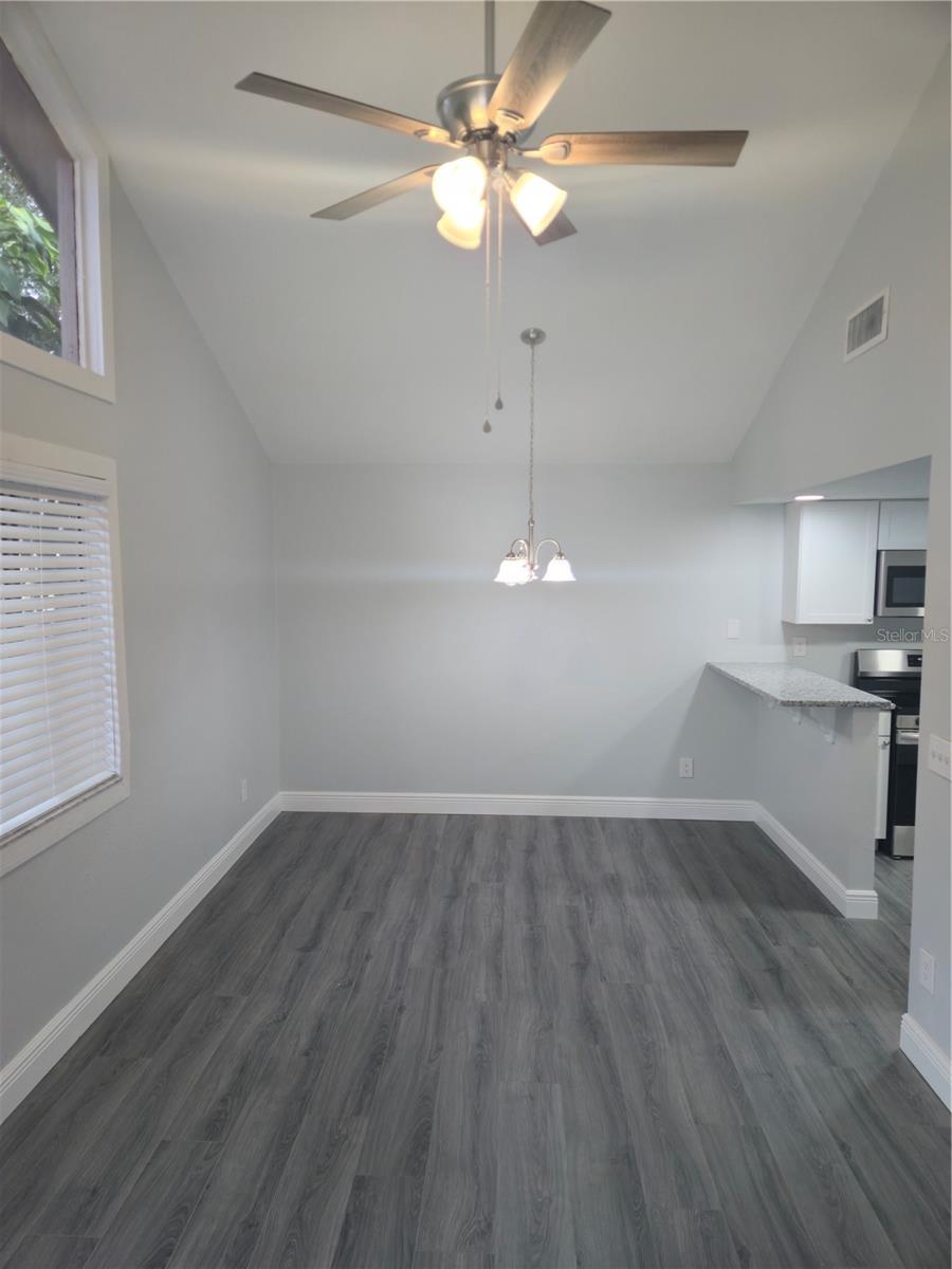 Image 6 of 16 For 111 Raintree Drive