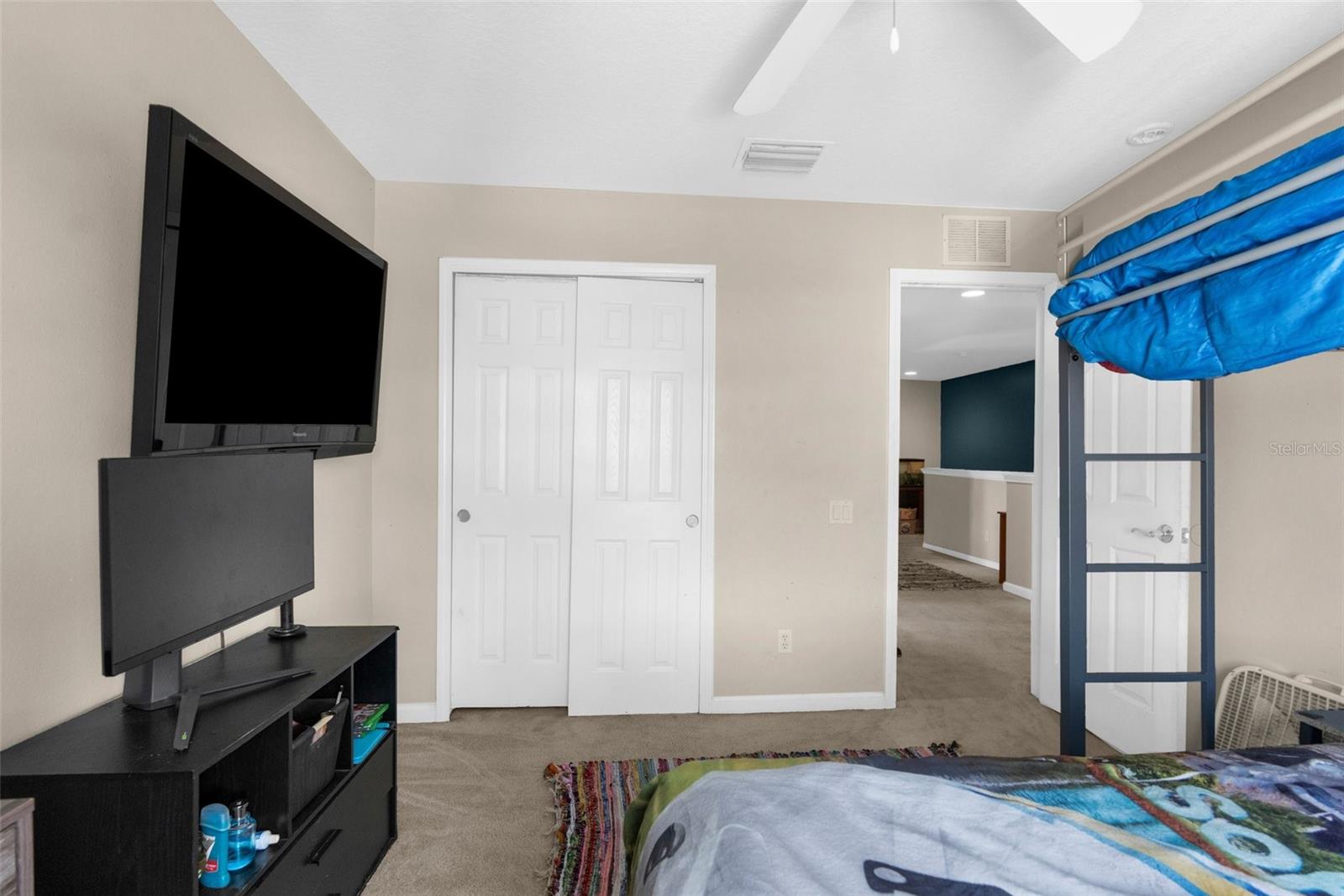 Image 21 of 45 For 951 Nodding Shade Drive