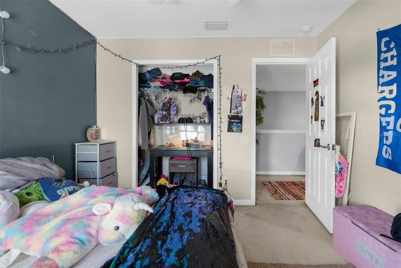 Image 32 of 45 For 951 Nodding Shade Drive