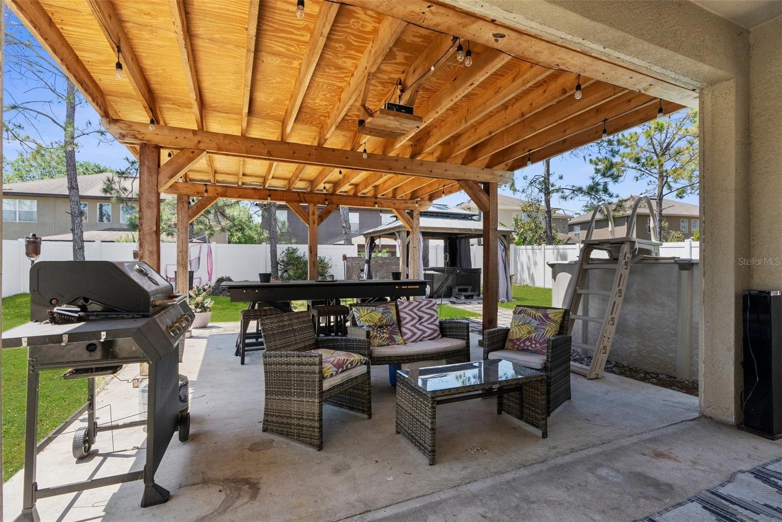 Image 34 of 45 For 951 Nodding Shade Drive