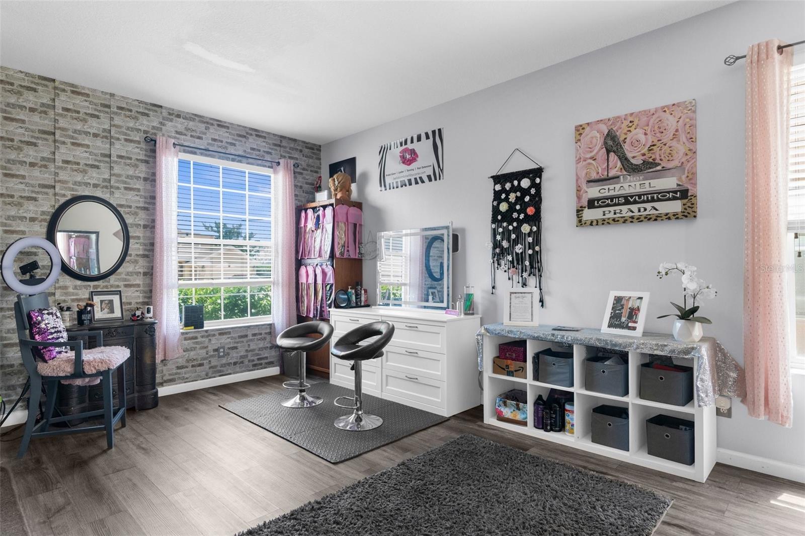 Image 4 of 45 For 951 Nodding Shade Drive