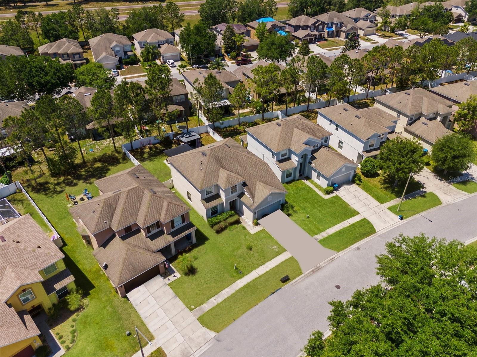 Image 40 of 45 For 951 Nodding Shade Drive