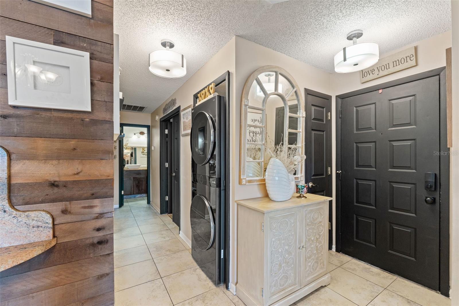 Image 7 of 33 For 3127 Sligh Avenue 104a