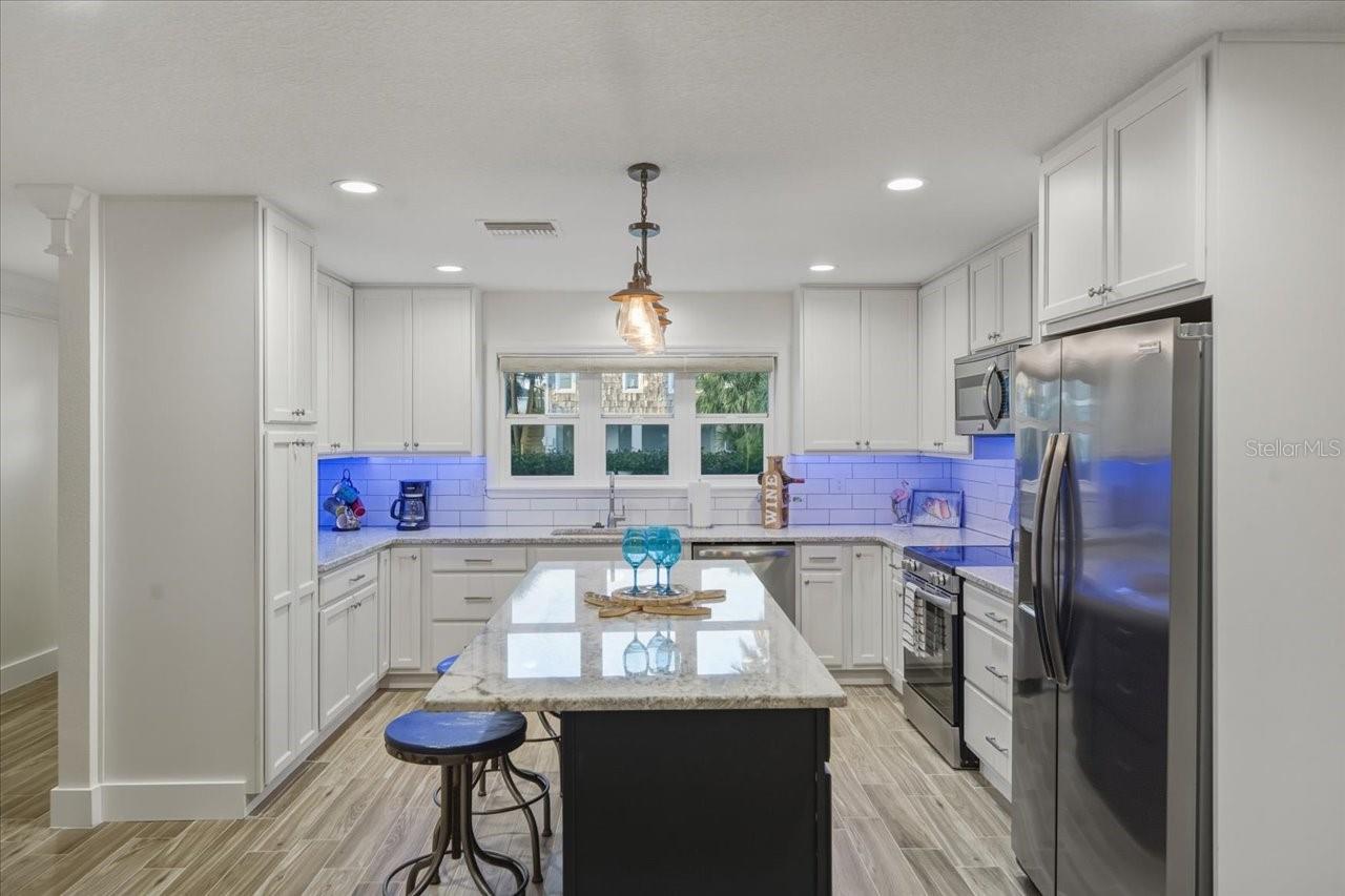 Image 18 of 70 For 3288 Minnow Creek Drive