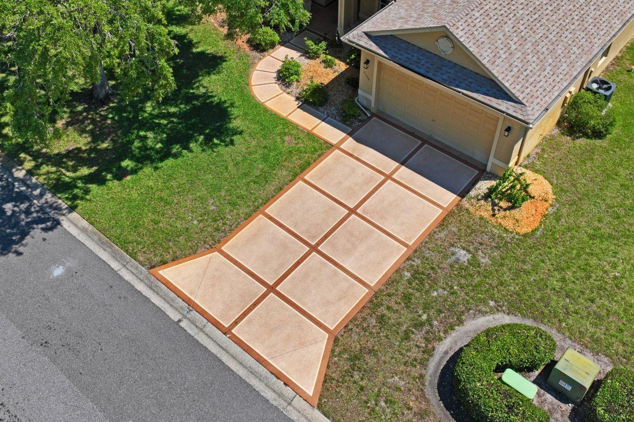 Image 20 of 57 For 9398 Burnam Drive