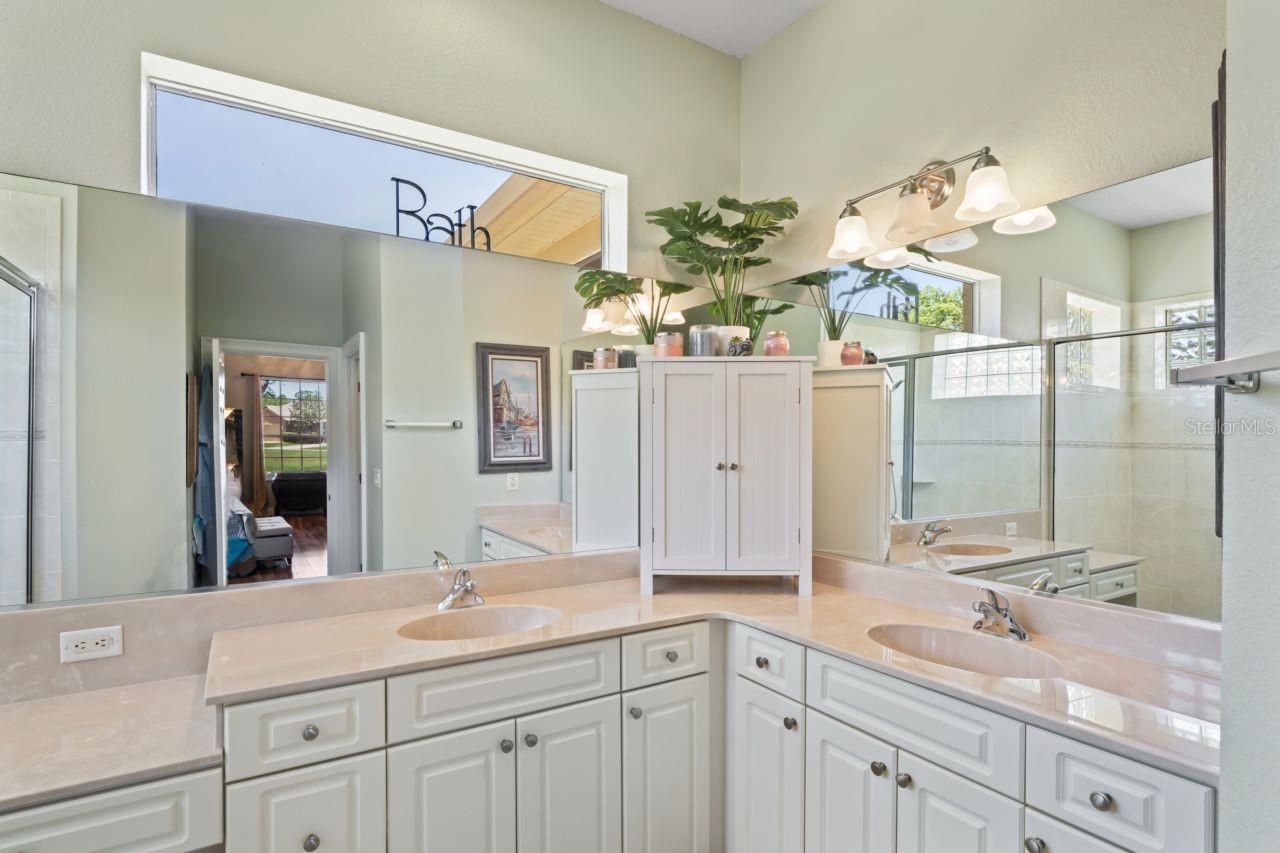 Image 31 of 57 For 9398 Burnam Drive