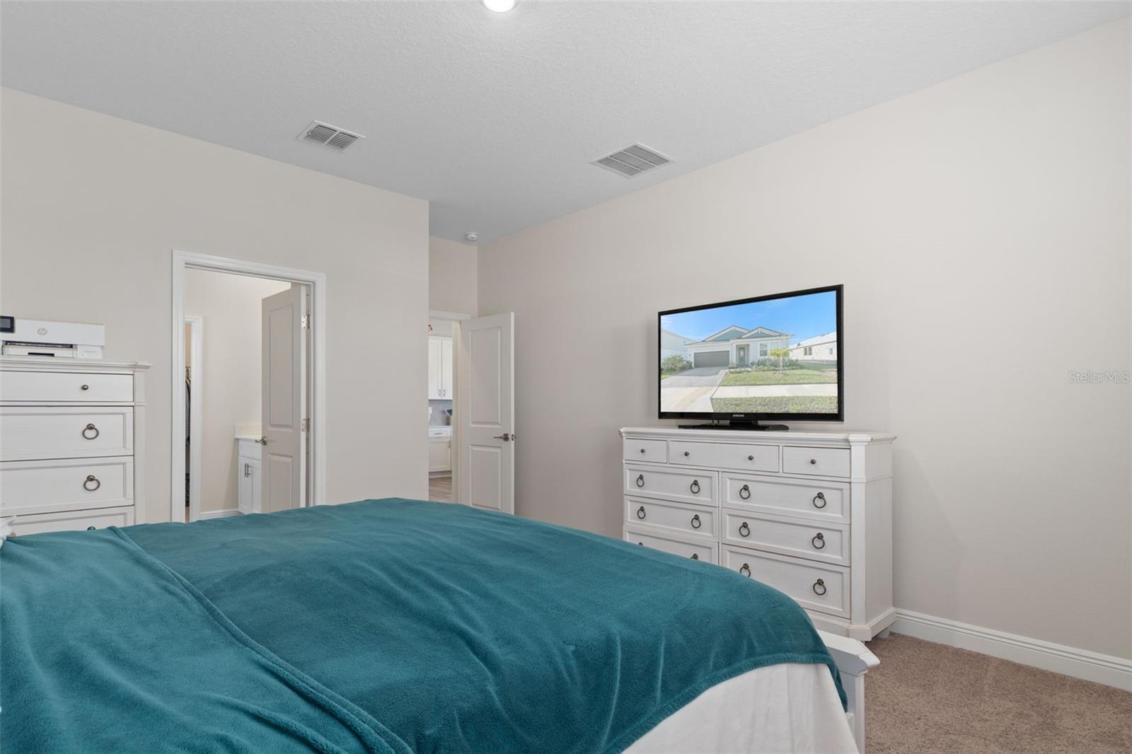 Image 21 of 46 For 10353 Fieldstone Myrtle Way