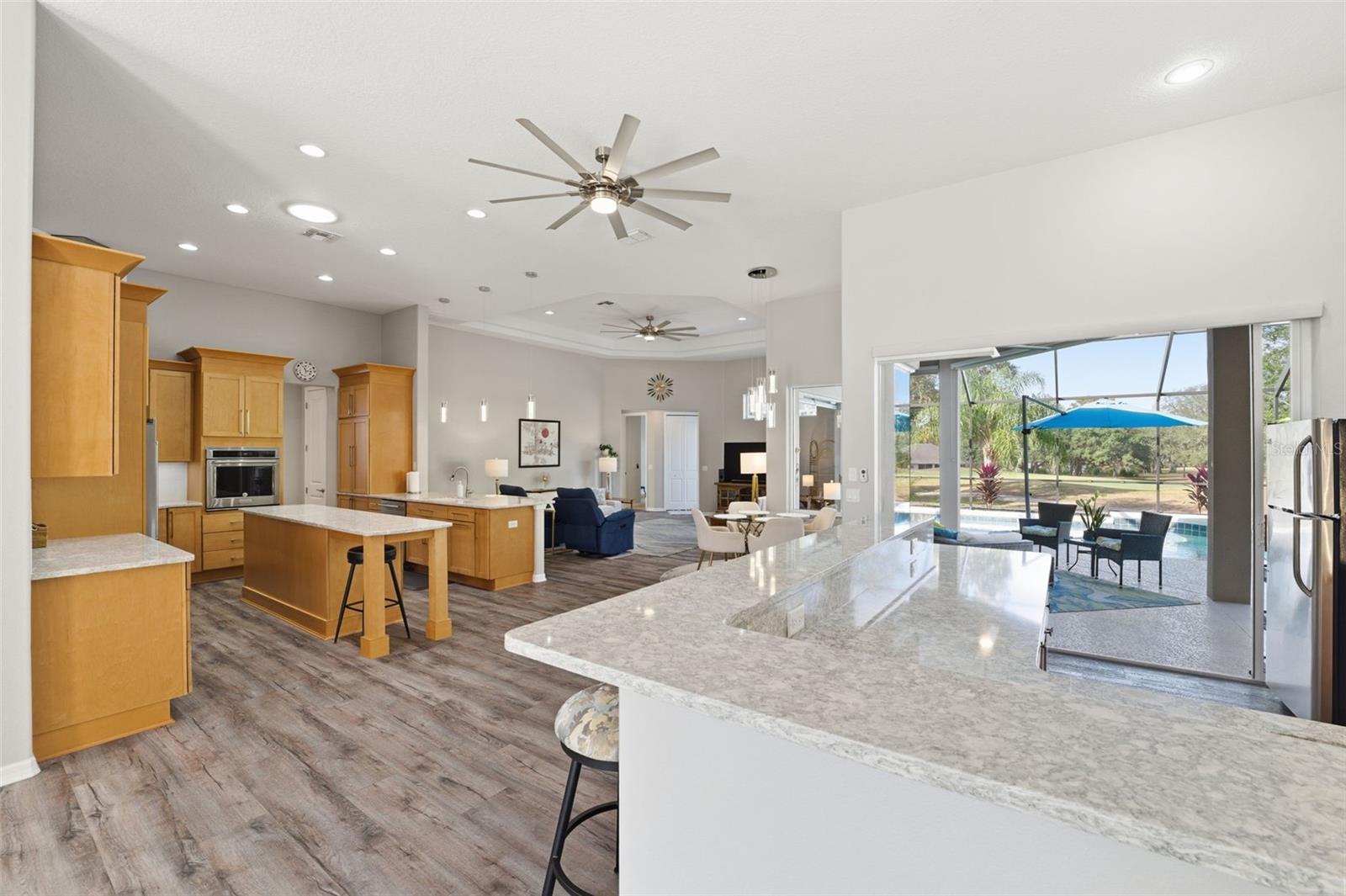 Listing photo id 8 for 31 Ryewood Circle