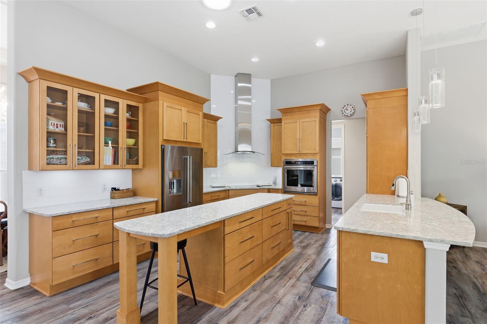 Listing photo id 12 for 31 Ryewood Circle