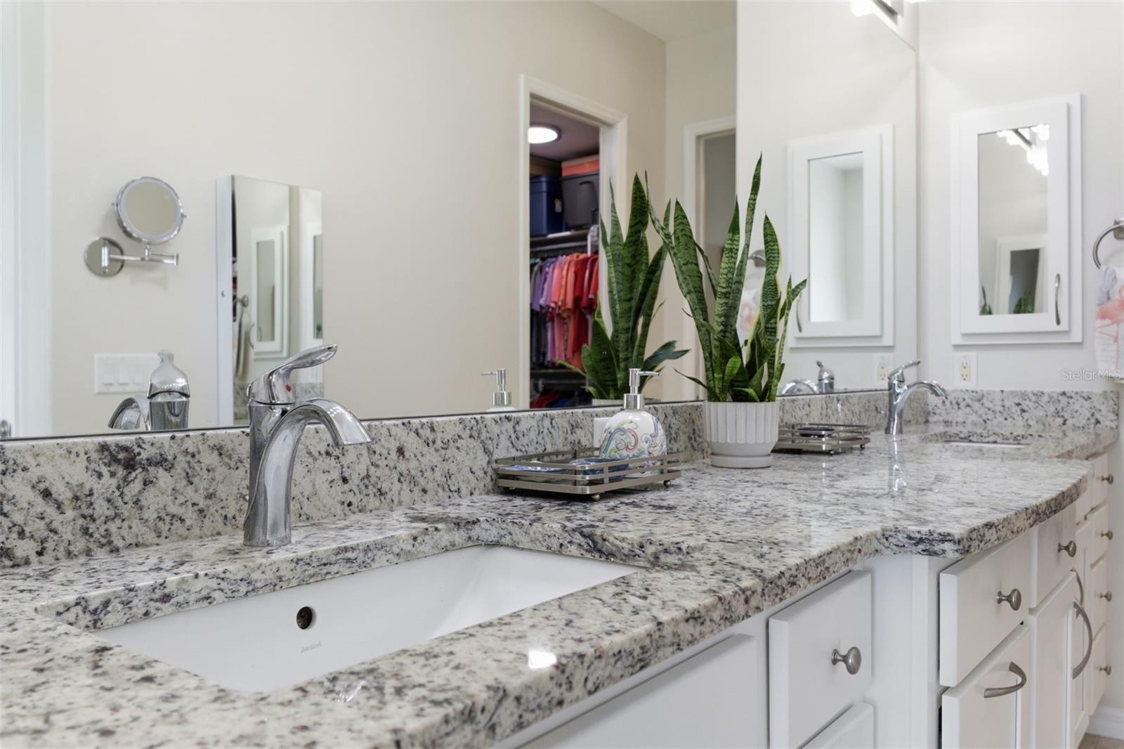 Listing photo id 40 for 31 Ryewood Circle