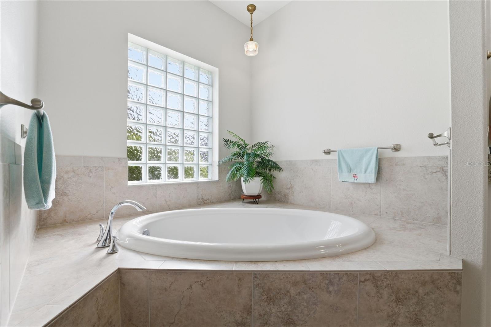 Listing photo id 42 for 31 Ryewood Circle