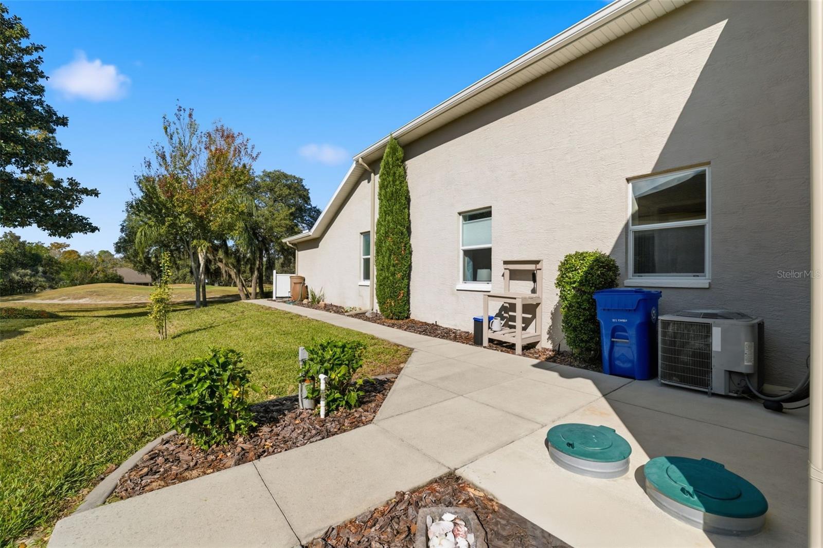 Listing photo id 75 for 31 Ryewood Circle